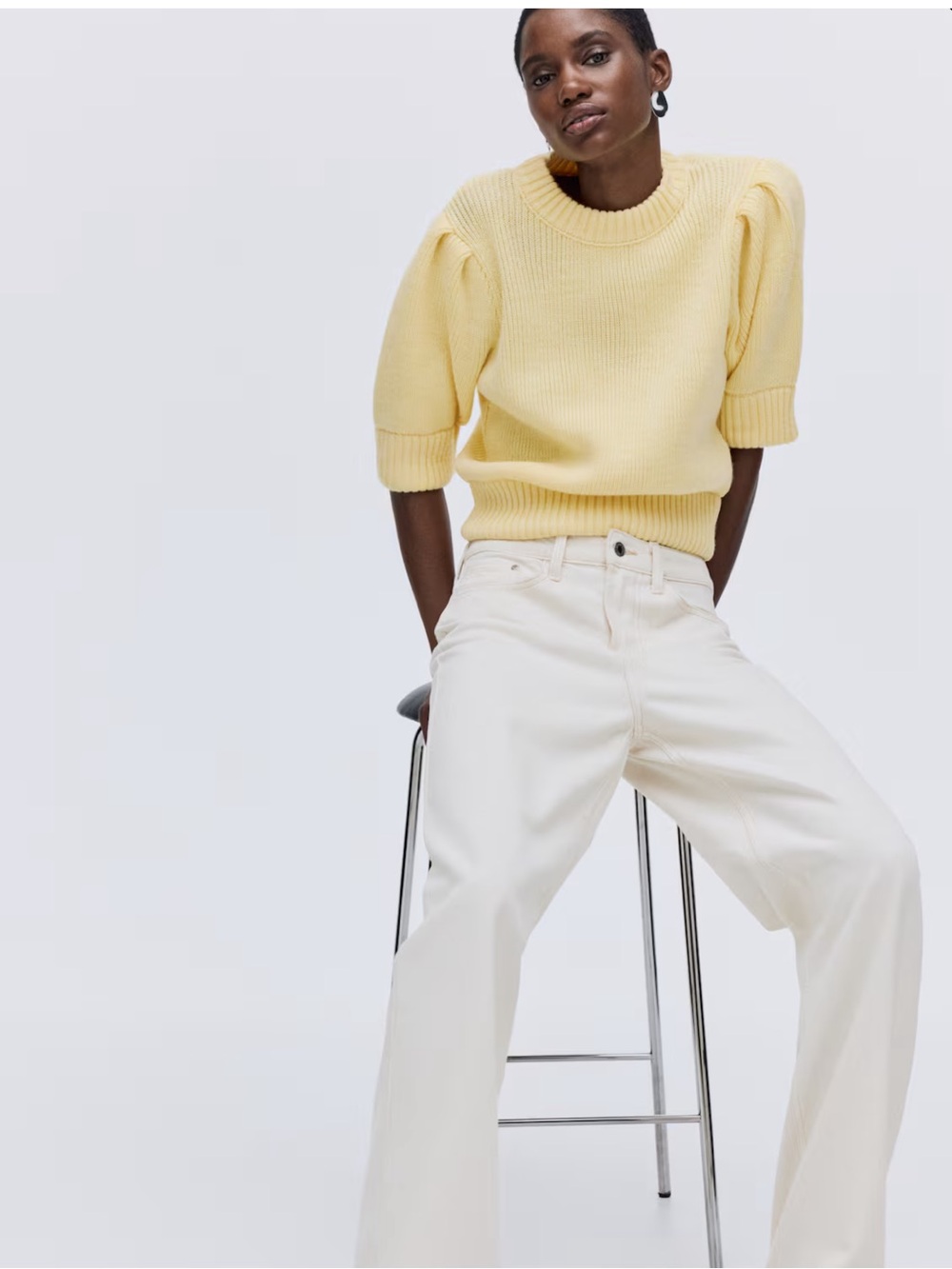 New H&M Pale Yellow Puff-Sleeve Knit Top
